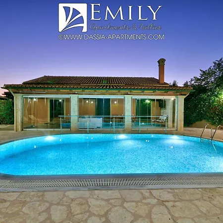 Emily In Dasziá